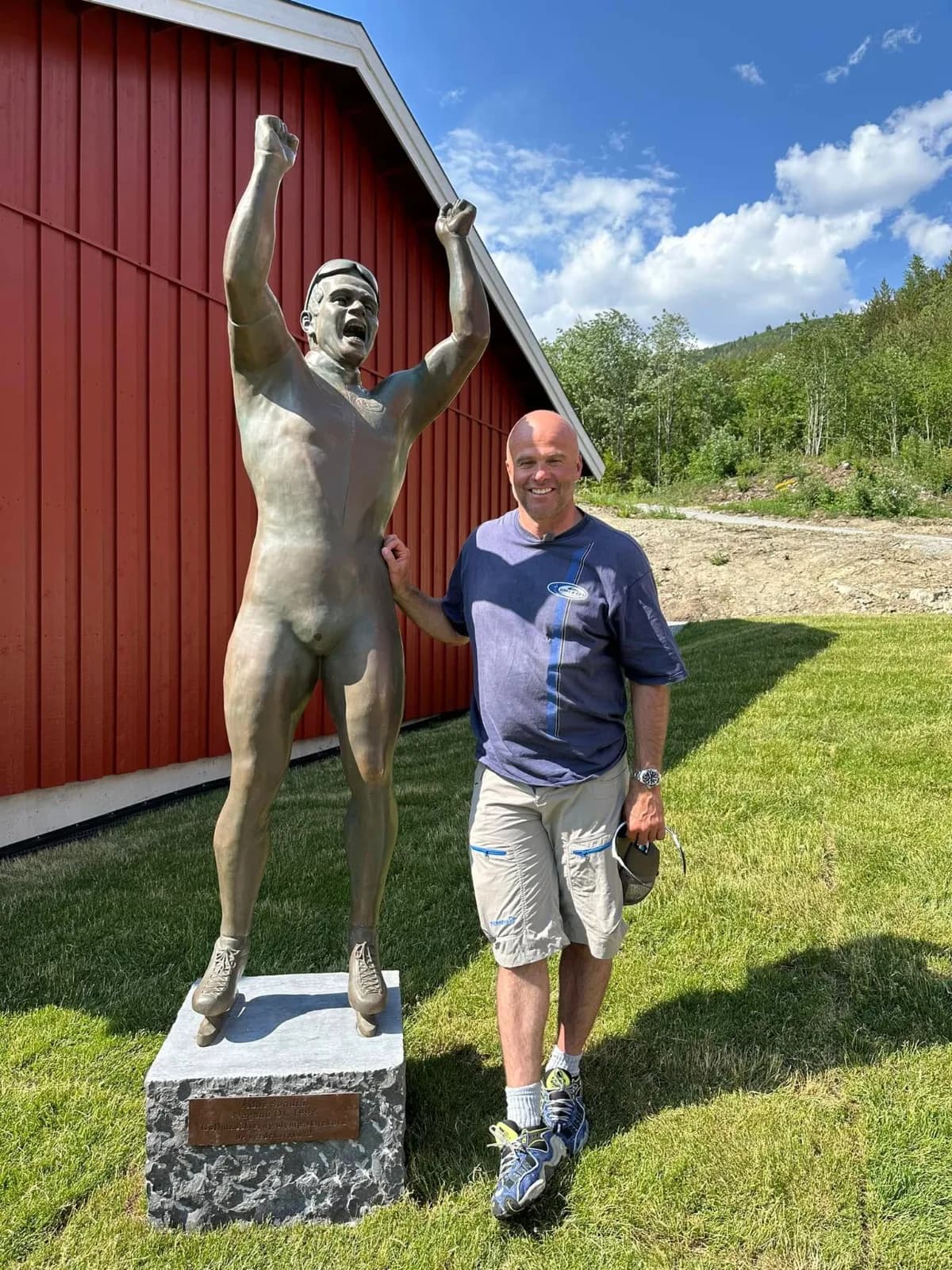 Statue av Ådne Søndrål